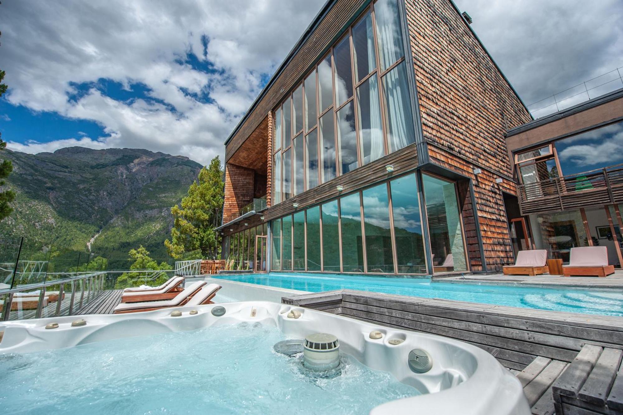 Uman Lodge Patagonia Chile Futaleufú Екстериор снимка